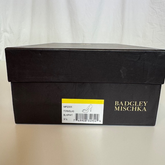 Badgley Mischka Pumps 9.5 Peep Toe Silver Embellished Heels - Picture 7 of 8